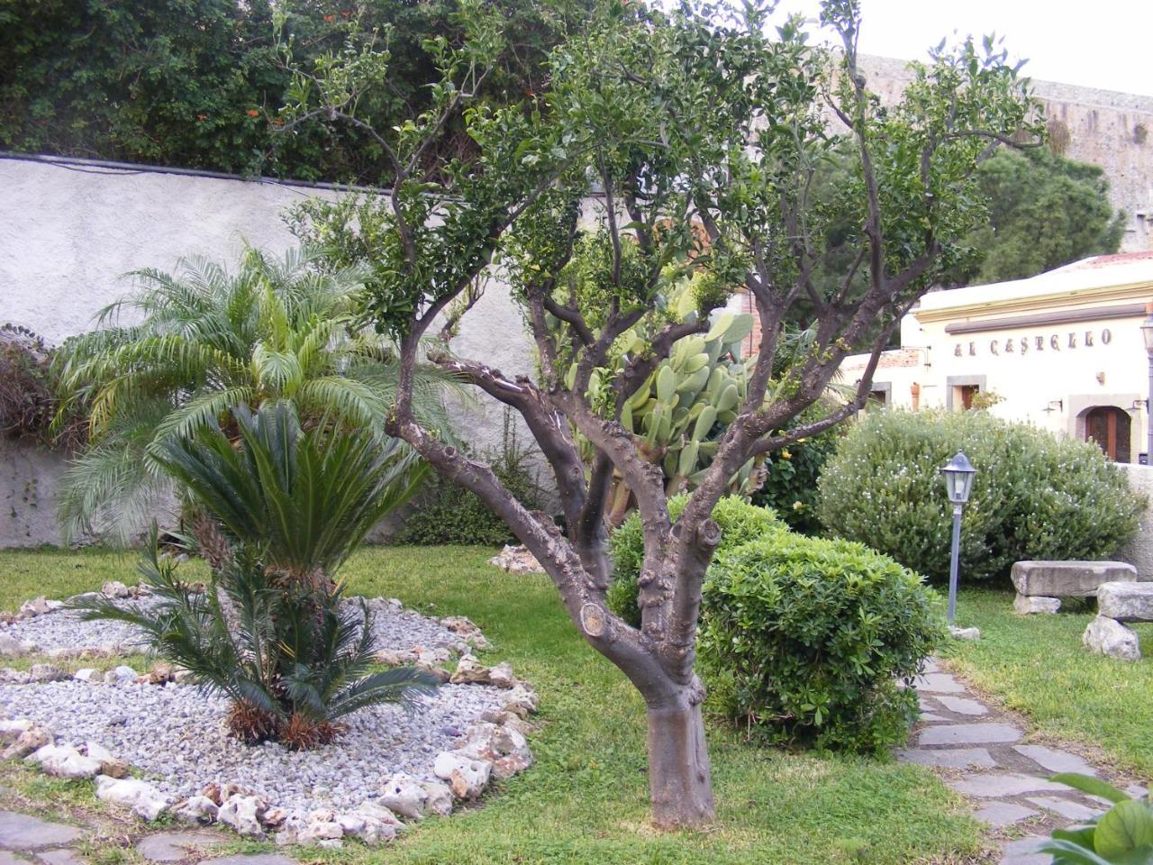 L'Antico Borgo Bed & Breakfast Milazzo Exterior foto